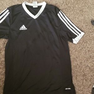 ⭐ Adidas 3 Striped Black Top Size XL